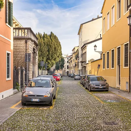 Domus Color Padova